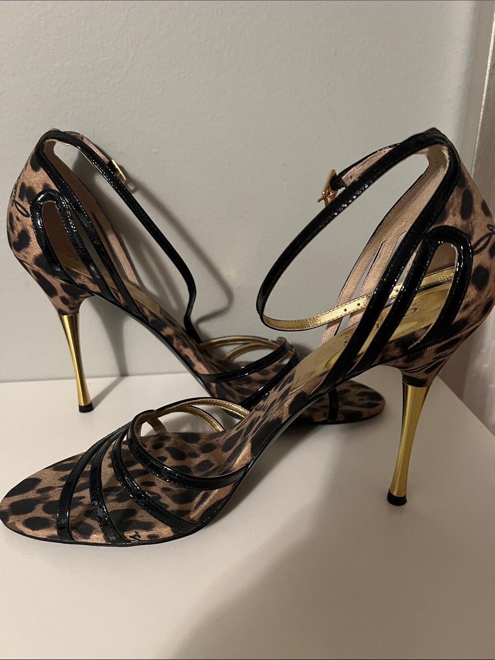 Guess by Marciano Women’s Heels (Size 10) - Picture 8 of 10